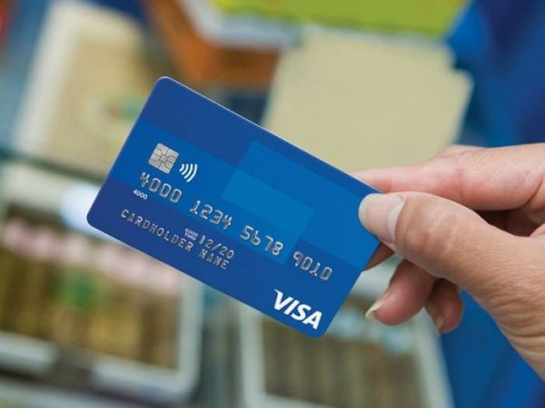 Cách thanh toán quốc tế bằng thẻ Visa có ưu nhược điểm gì?2