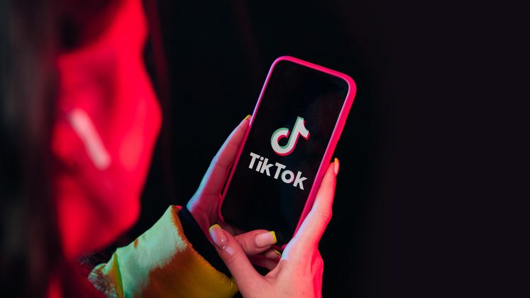 Bí Kíp đưa Video Viral Cùng Thuật Toán TikTok Năm 2024