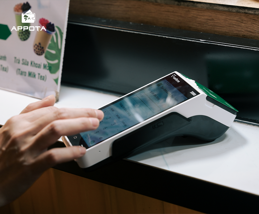 smartpos-va-may-pos-truyen-thong-dau-la-lua-chon-ly-tuong